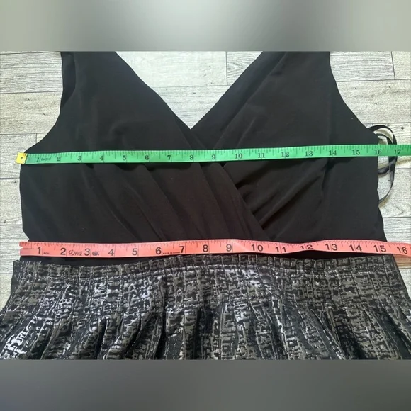 Max and Cleo black Silver Sleeveless V Neck Party Dress Sz 14 Cocktail - Picture 11 of 12